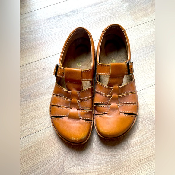 Birkenstock Madeira Fisherman Sandals - Footsteps - Picture 5 of 7